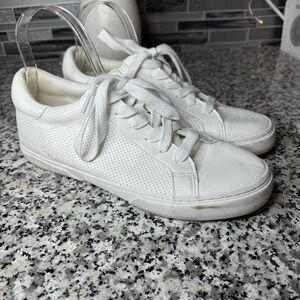 A New Day | Maddison Sneakers with Memory Foam Insoles Size 9.5